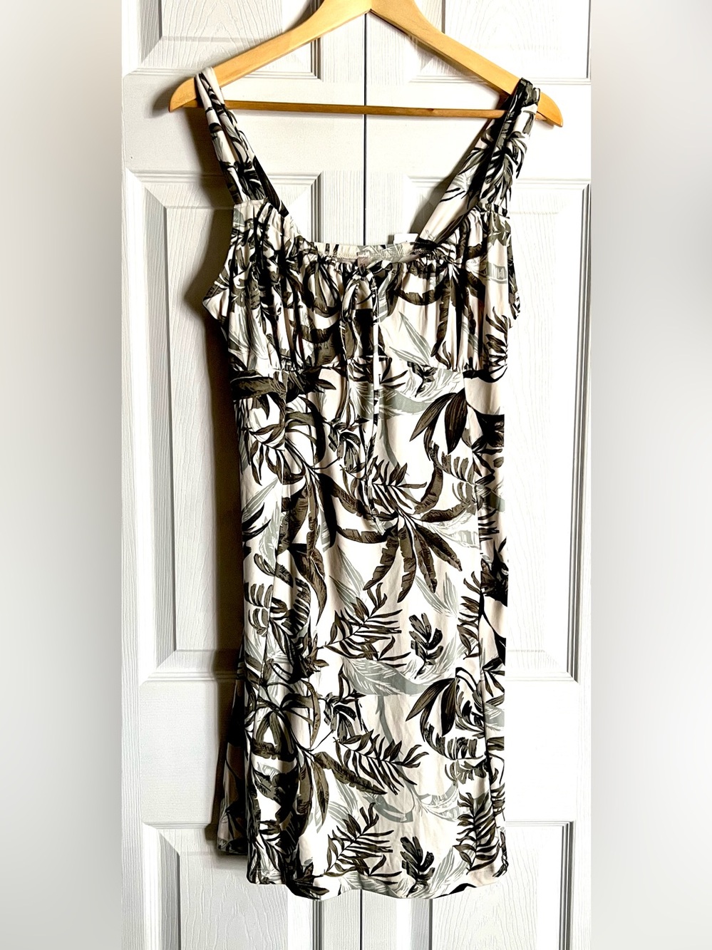 NWT! Guilty Tropical Palm Leaf Sun Dress in Cream and Olive